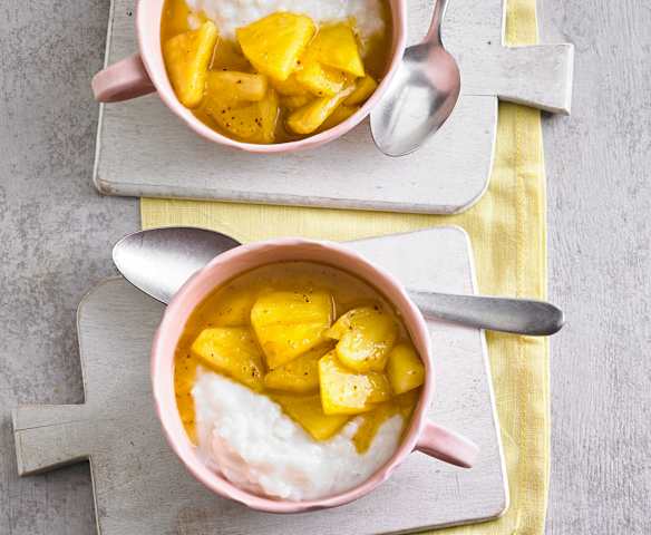 Kokos-Milchreis mit Ananas