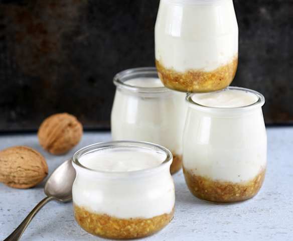 Yaourts au miel et aux noix