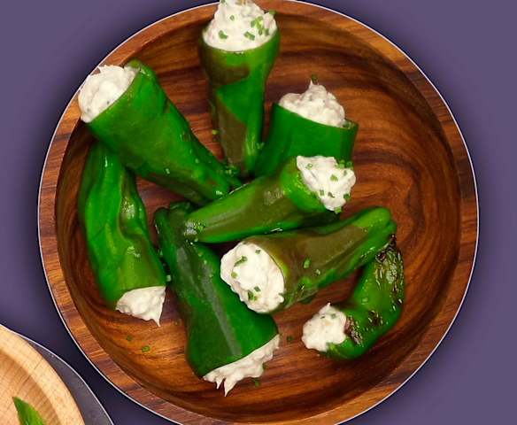 Gefüllte Pimientos de Padrón