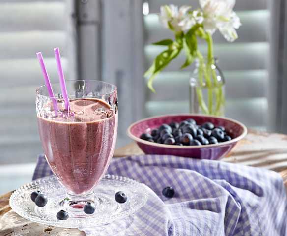 Blaubeer-Soja-Drink