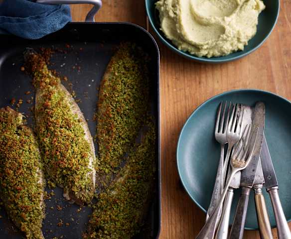 Azevias no forno com puré de aipo