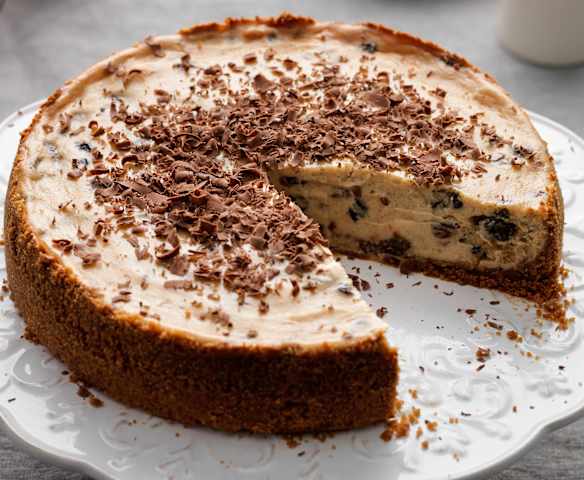 Baked Christmas Pudding Cheesecake
