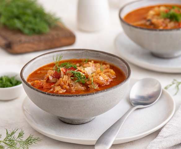 Wegetariański kapuśniak z białej kapusty