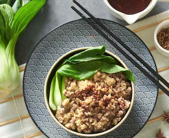 Arroz de Sichuan con carne picada y aceite de chile (Cocción de arroz) - China