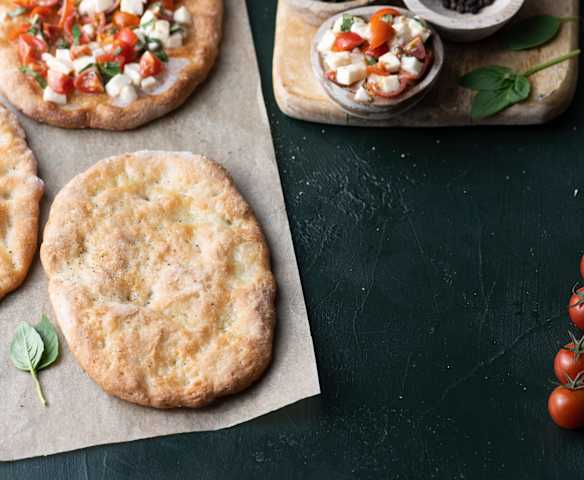 Pinsa (sin gluten y sin lactosa)