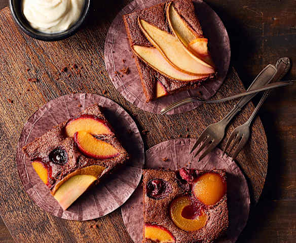 Omas Schokoladen-Obst-Kuchen
