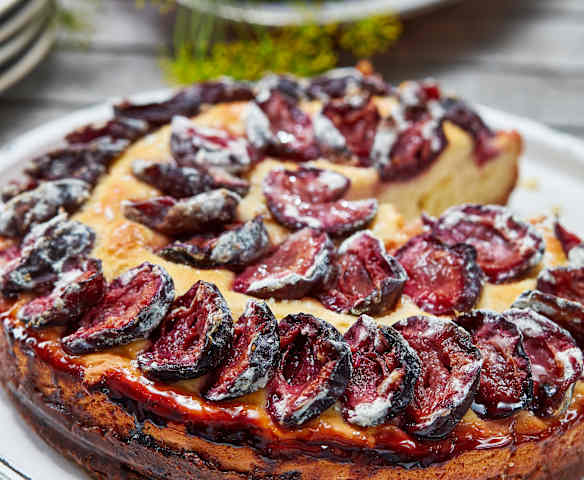 Versunkener Pflaumen-Marzipan-Kuchen