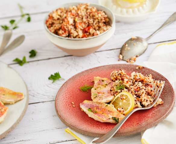 Poisson vapeur, salade de quinoa et tomate