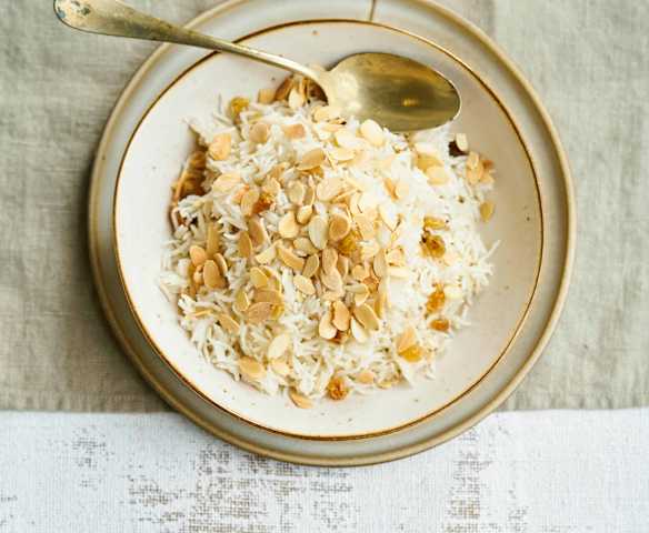 Arroz árabe com leite de coco