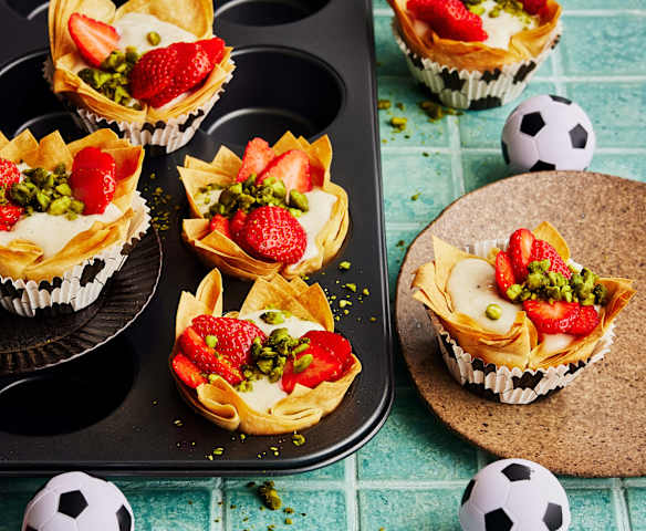 Filo-Tartelettes mit Ziegenkäse und Erdbeeren