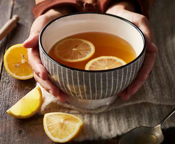 Grog au citron, miel et rhum