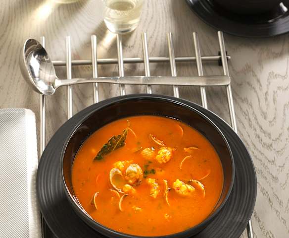 Sopa de berberechos y gambones Sopa de berberechos y gambones