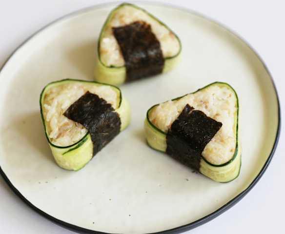 金枪鱼豆腐饭团