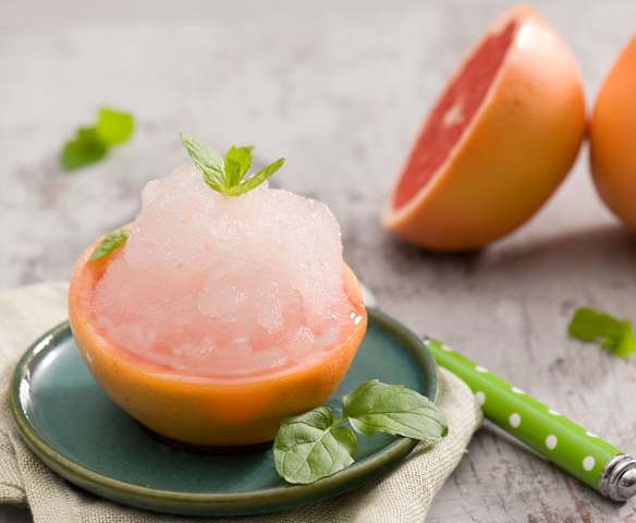 Granita grejpfrutowa z rumem