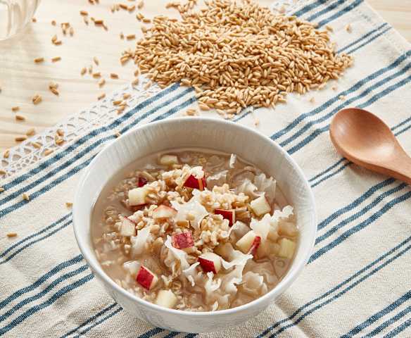 銀耳蘋果燕麥粥