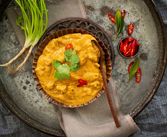 Chicken korma with cashews Chicken korma with cashews