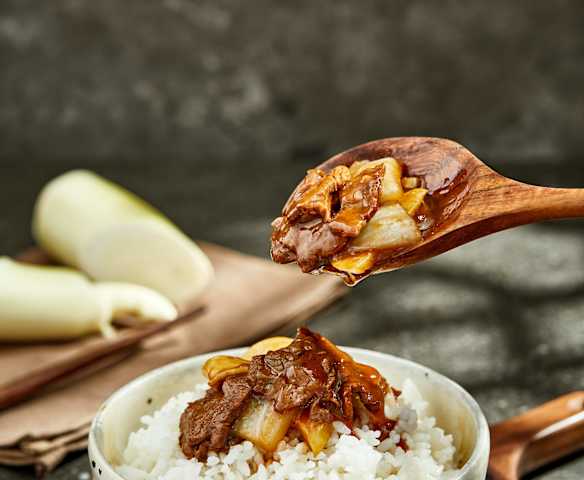 牛里脊嫩炒茭白浇头