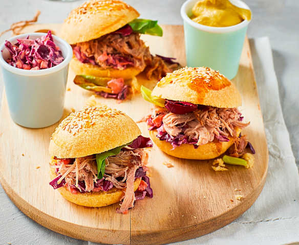 Mini pan brioche con pulled pork Mini pan brioche con pulled pork