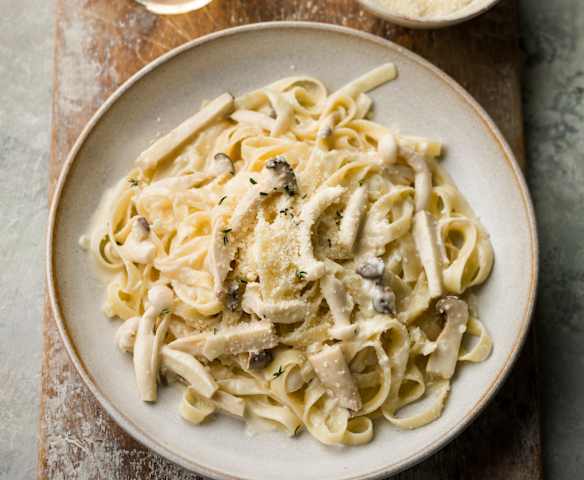 Creamy Truffled Mushroom Tagliatelle - Tagliatelle con crema di funghi tartufata