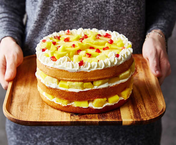 Naked cake ananas-mangue-grenade