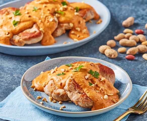 Lomo en salsa de cacahuate