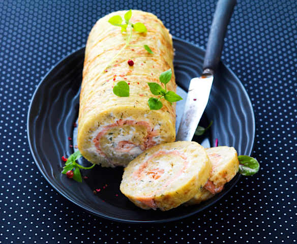 Rotolo di patate con salmone affumicato