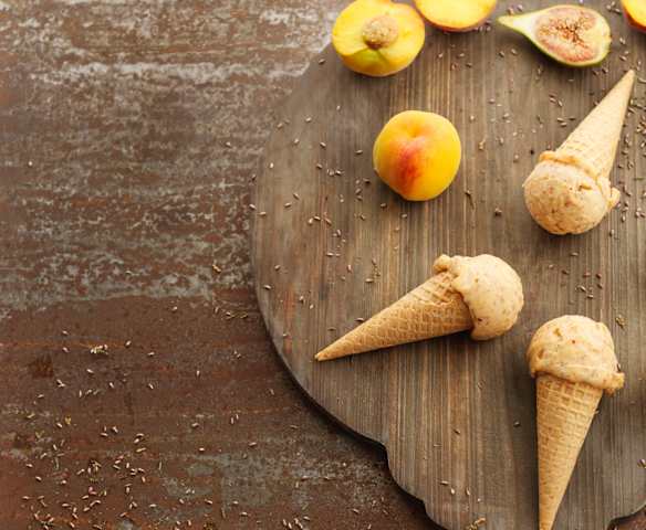 Sorvete de pêssego e figo