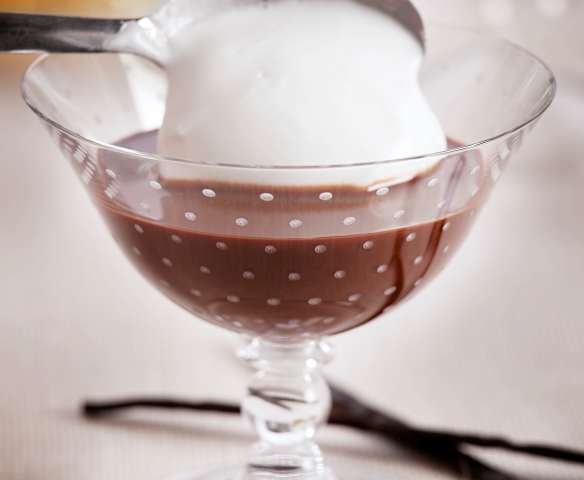 Jamaican Chocolate with Frothed Milk