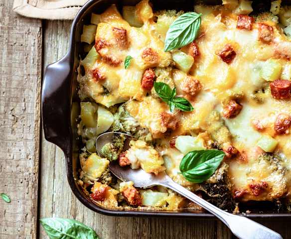 Gratin de pommes de terre, brocoli, comté et chorizo