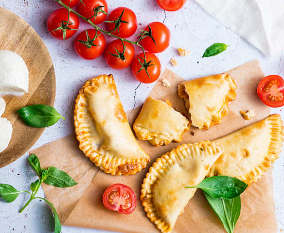 Empanadas aux légumes et pesto