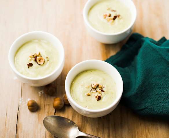 Crème de brocoli aux noisettes Crème de brocoli aux noisettes