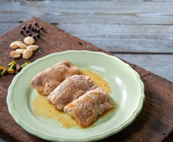 Tasche di maiale alla frutta secca e ginepro