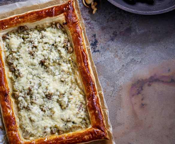 Tarte de cogumelos e alho-francês