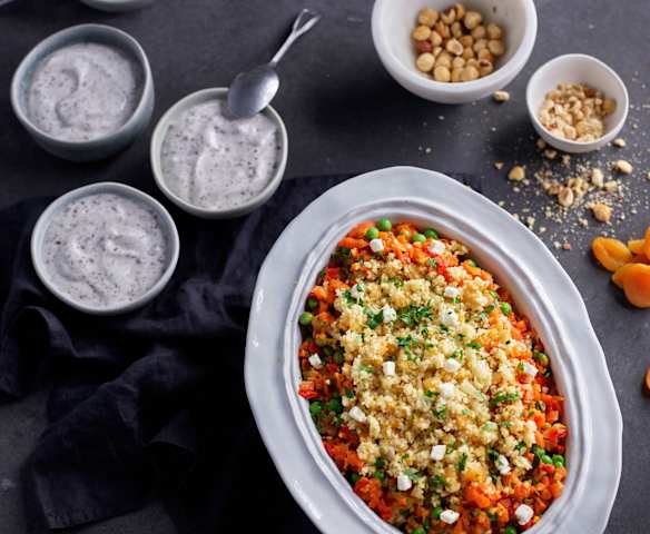 Menu: Cuscuz com alperce, avelã, queijo feta e legumes; Creme de quark Stracciatella