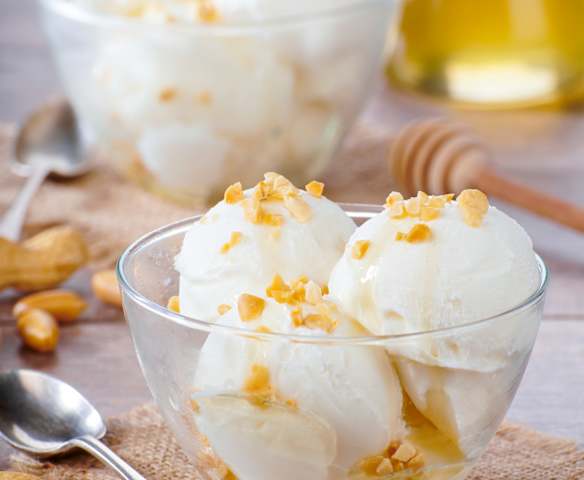 Frozen yogurt arachidi e miele