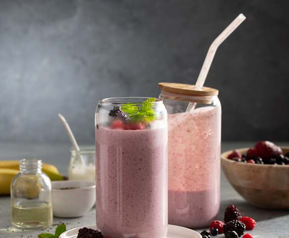 Batido de yogurt y frutos rojos Batido de yogurt y frutos rojos