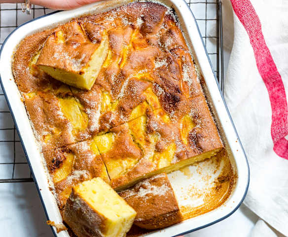 Gâteau aux pommes et sucre vanillé Gâteau aux pommes et sucre vanillé