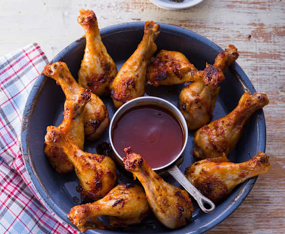 Chicken Drums mit Malzbier-Dip Chicken Drums mit Malzbier-Dip