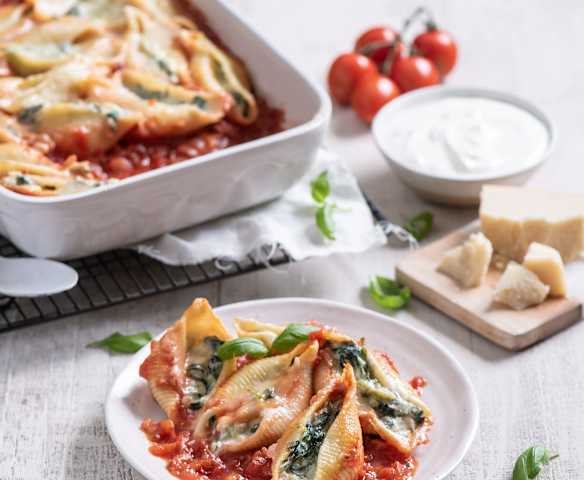 Muszle makaronowe faszerowane ricottą i szpinakiem