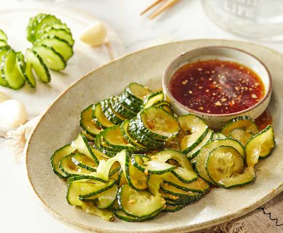 Sweet and Sour Cucumber Slices