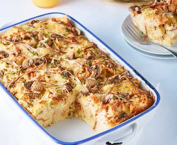 Strata de champiñon y lomo canadiense