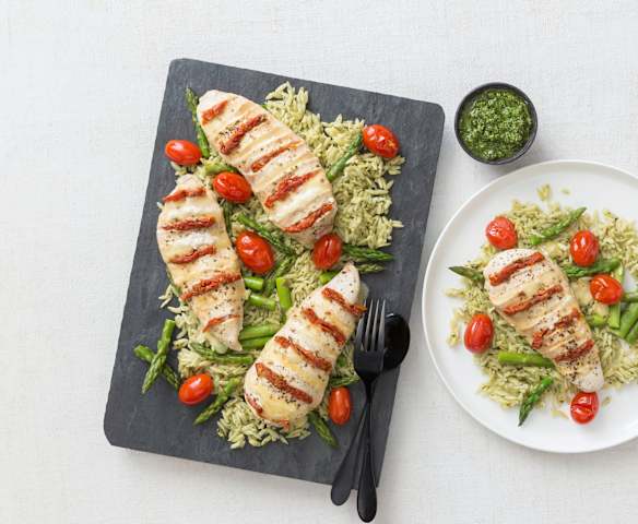 Caprese hasselback chicken