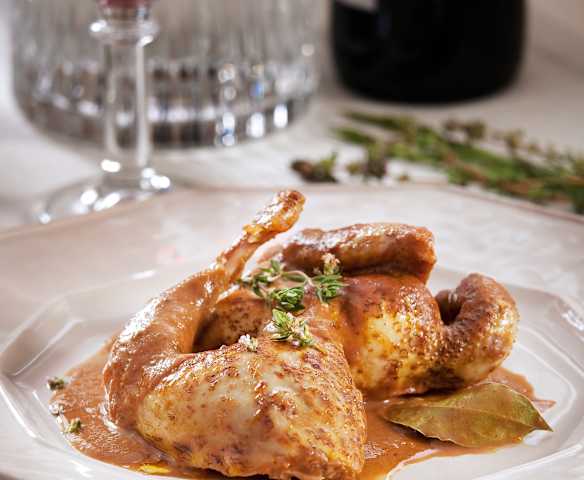 Perdices con salsa de chocolate