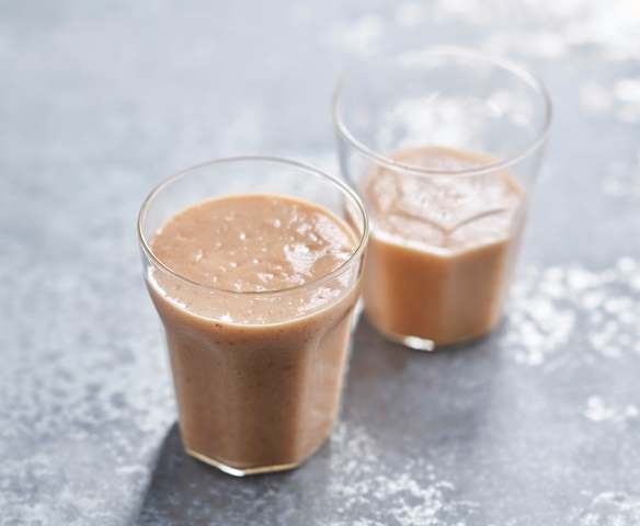 Smoothie de goiaba e tâmara