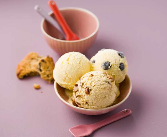 Glace vanille aux noix de pécan caramélisées