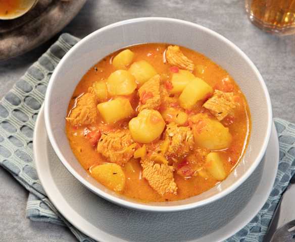 Putengulasch mit Erdäpfeln