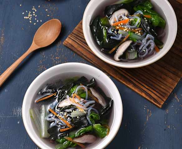 青蔬野菜蒟蒻湯麵