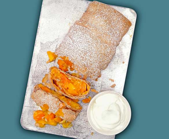 Apfel-Papaya-Strudel