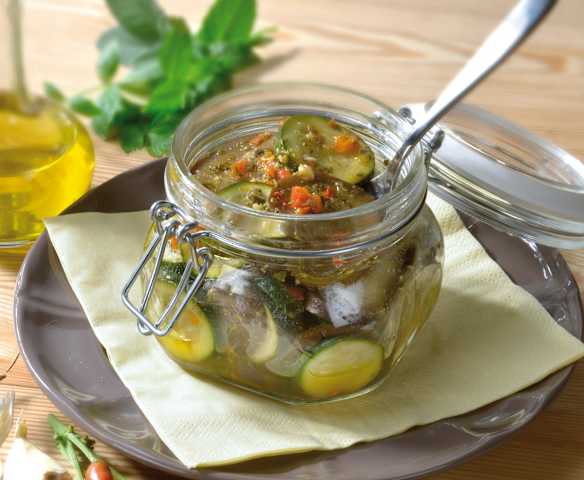 Berenjenas y calabacines marinados