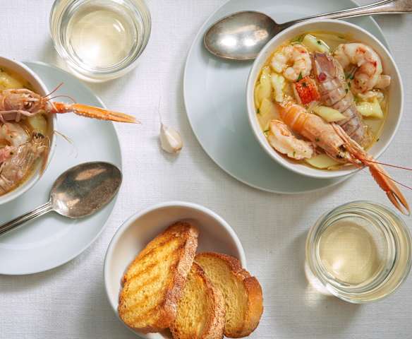Zuppa di crostacei e seppie